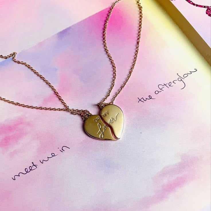 "UR MY Lover" Heart-Shaped Friendship Necklace Set
