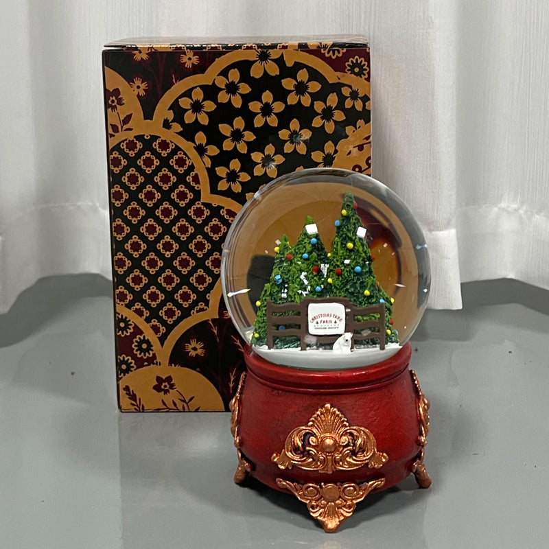 Christmas Tree Farm Snowglobe
