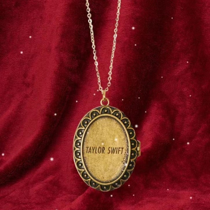 We'll Run Vintage Palace Carved Necklace
